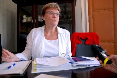 Fire av seks direktører streiker