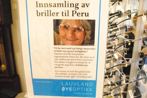 Brilleinnsamling til Peru. (Foto: Patrik Ramsøy).