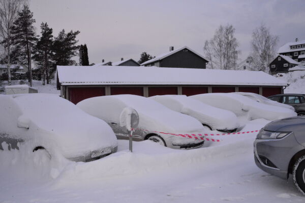 Snøfall og glatte veier gir ønske etter firehjulstrekk