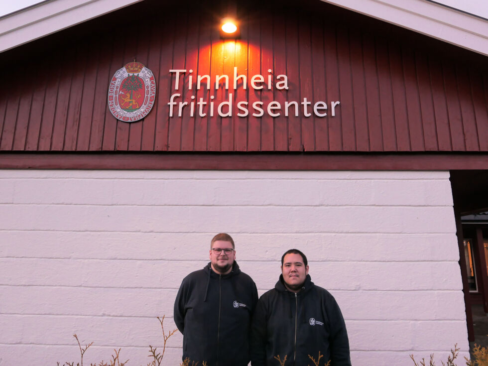 Ansatte på Tinnheia fritidsklubb, Erik Andre H.Ingegrigtsen (venstre) og Kim Andre Nguyen (høyre).
 Foto: Blerona Ademi