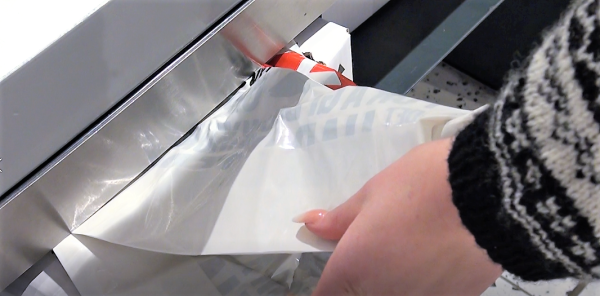 Stadig flere matbutikker kutter plast