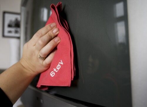 STØV: Bare 4 av 10 har storrengjøring av huset en gang i året. Foto: NTB