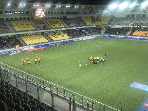 1. divisjonsekspert holder Start som favoritter